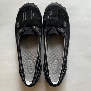 Privo Women’s Flats